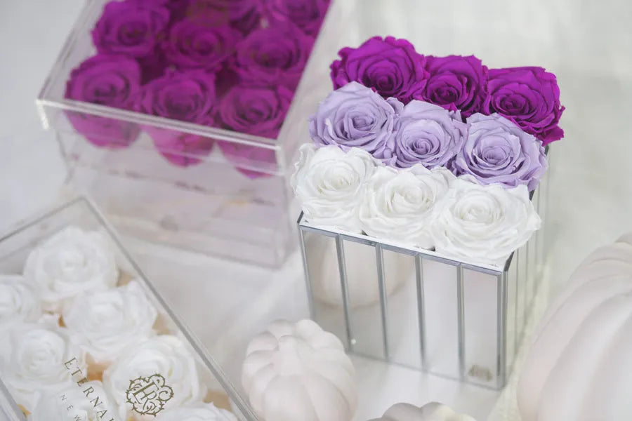 Lexington 9 Forever Roses Gift Box - Image 2