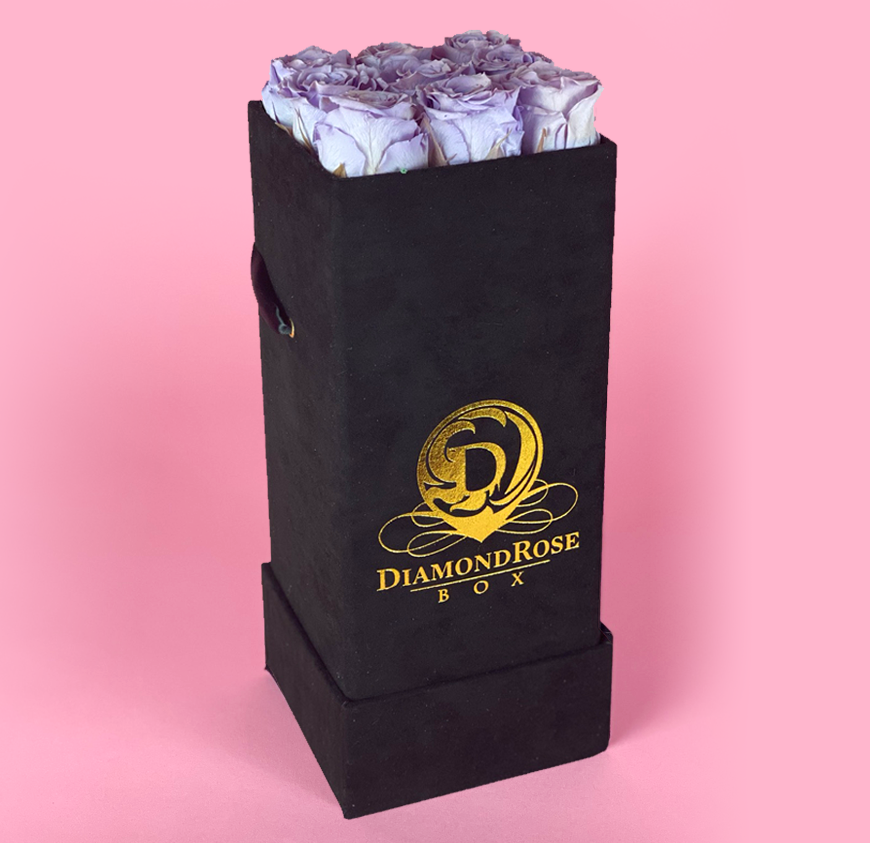 The Nine Carat Roses In a Velvet Box - Image 6