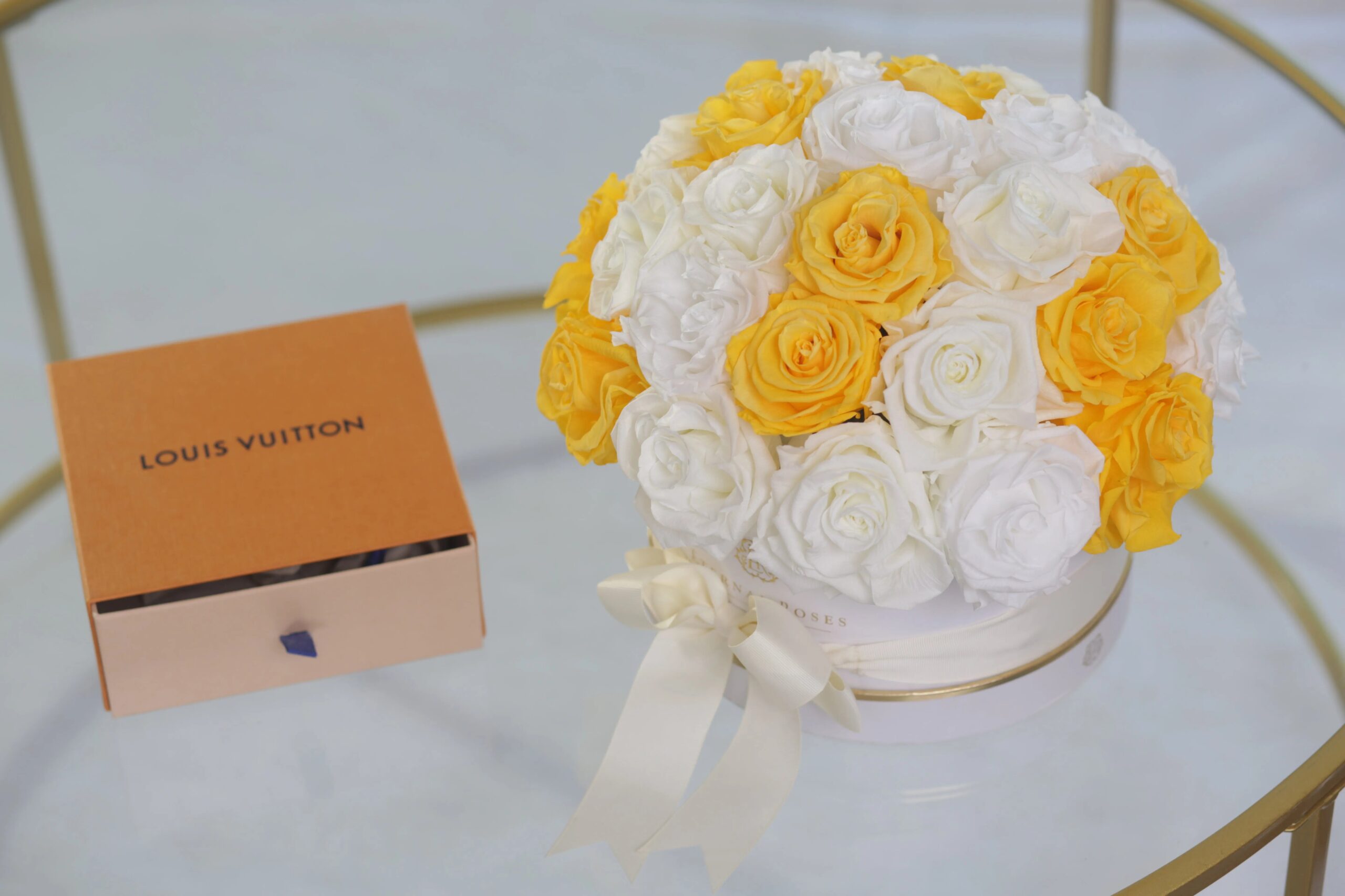 Round Half Moon Nolita Gift Box, Empire Gift Box Collection - Image 3