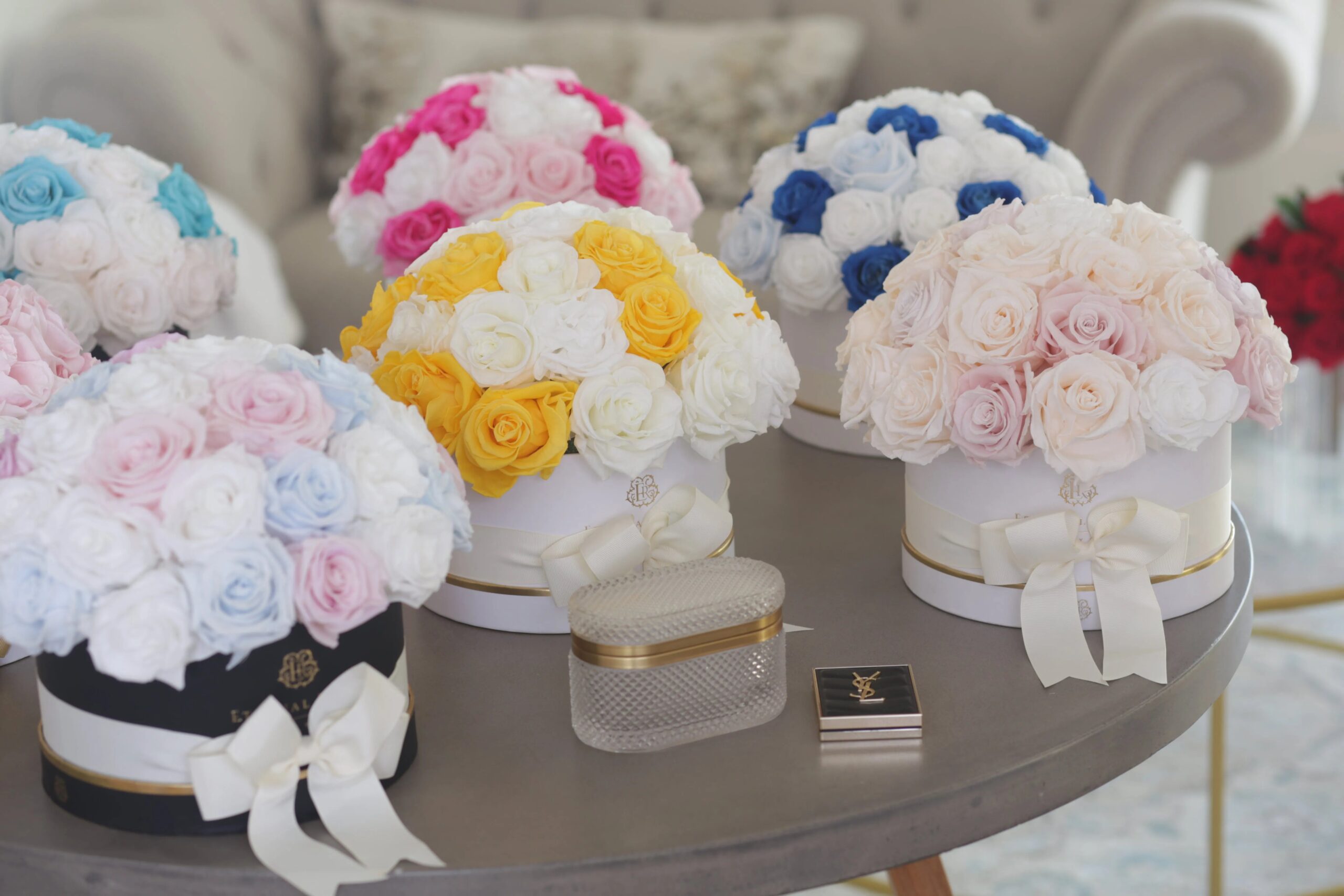 Round Half Moon Nolita Gift Box, Empire Gift Box Collection - Image 2