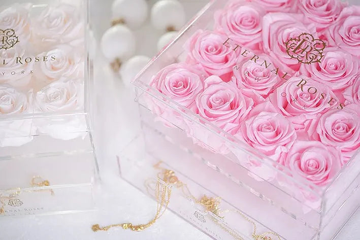 Madison Sixteen Rose Gift Box - Image 2