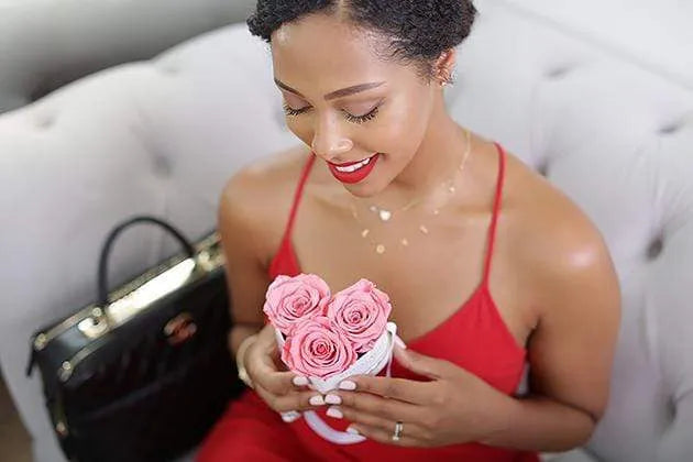 Mini Chelsea Gift Box | Heart Shaped - Image 9